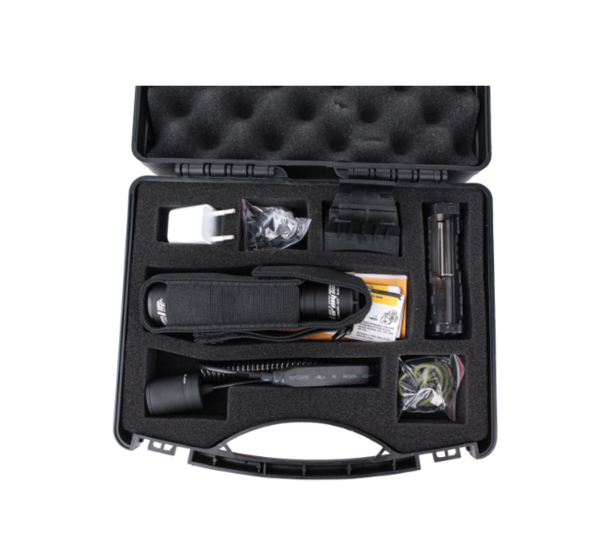 Фонарь с комплектом Armytek Dobermann Hunting Kit XP-L HI 1050 lm