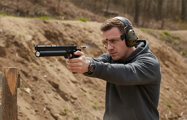 газобаллонные пневматические пистолеты CO2