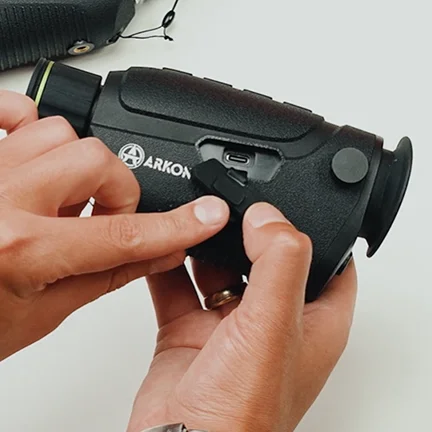 Питание монокуляра