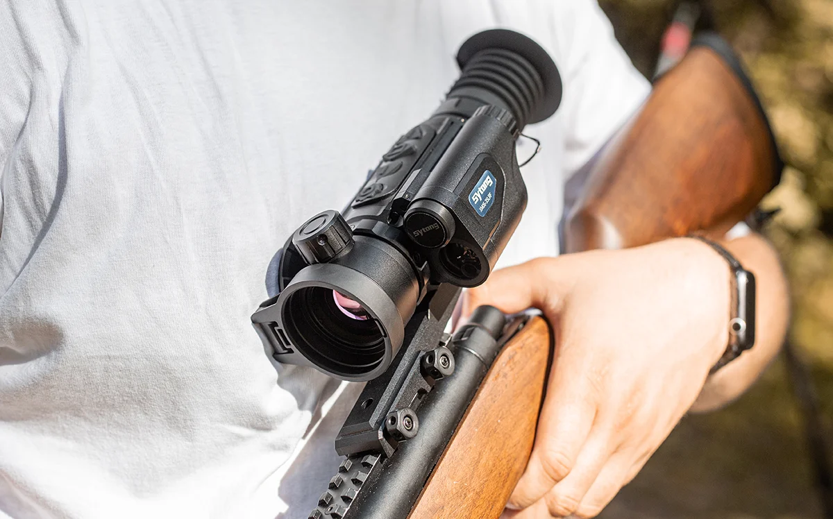 Теплак для охоты Sytong XM06-35 LRF
