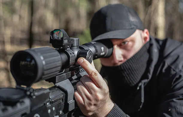 Lzirtek Veles 650L