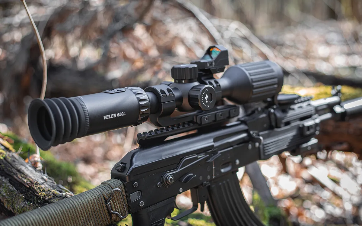 Lzirtek Veles 650L