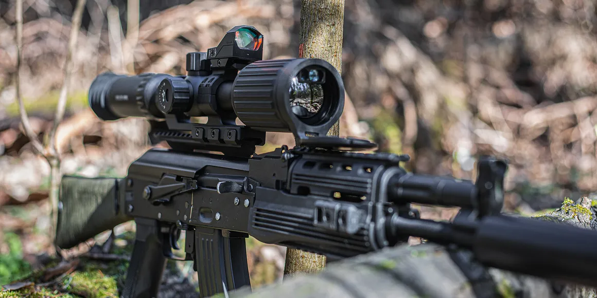 Lzirtek Veles 650L
